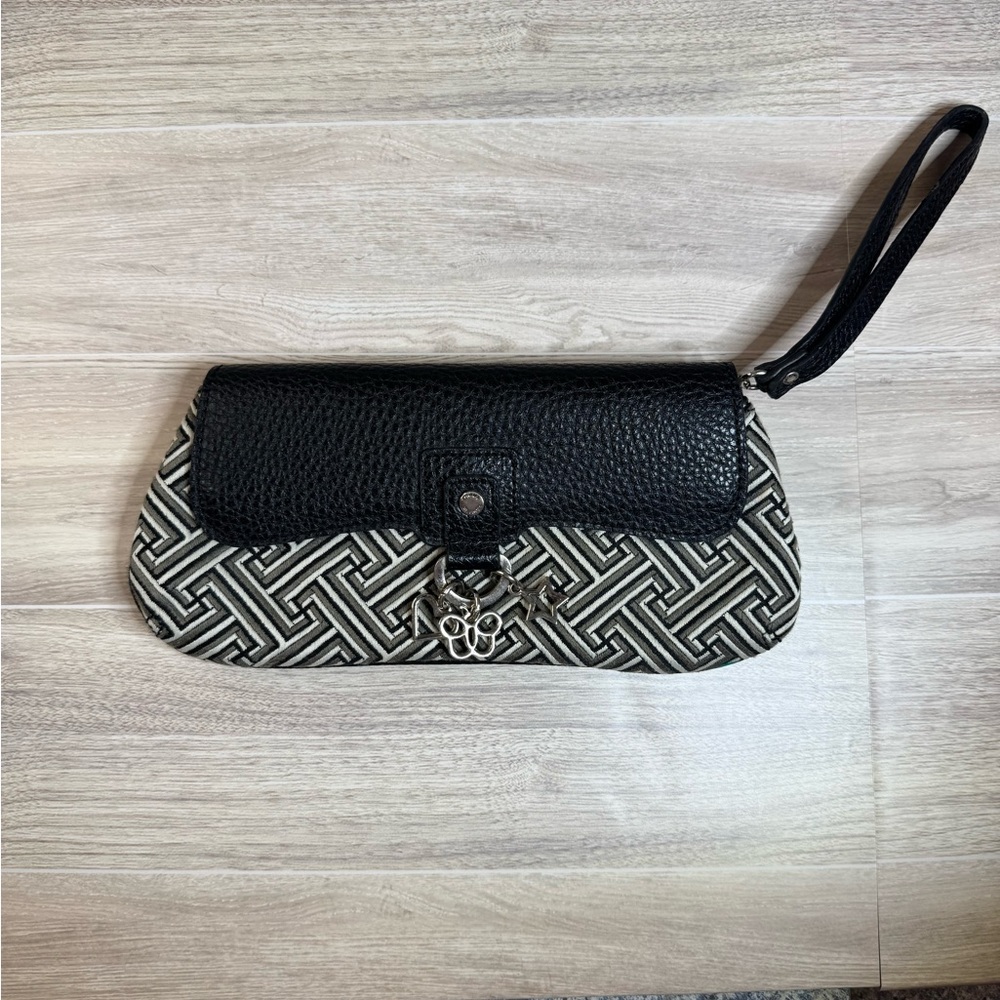 Tommy Hilfiger leather wristlet